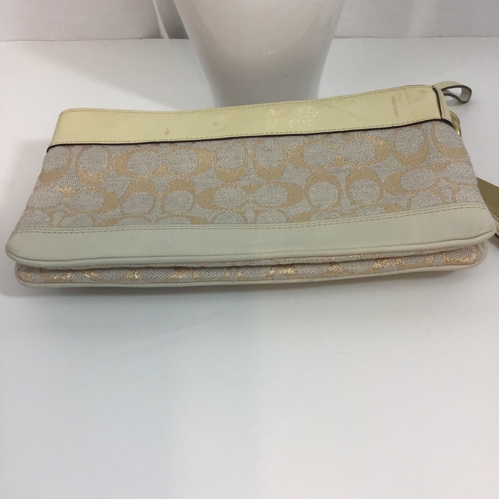 COACH beige / cream /gold wristlet / clutch - Picture 11 of 11